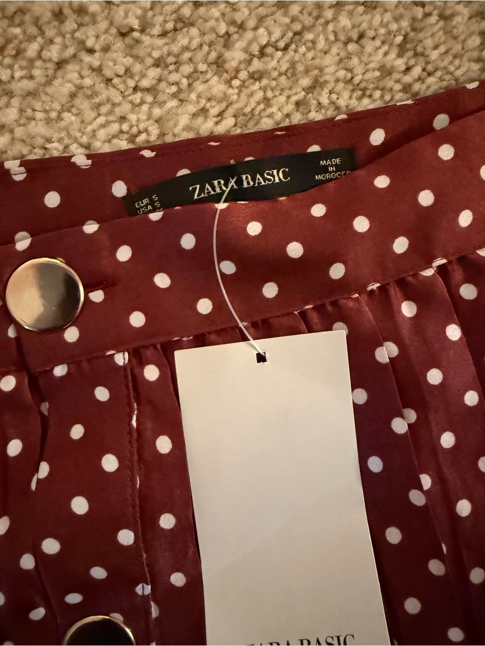 Zara Burgundy Polka Dot Pleated Midi Skirt with Gold Buttons - Picture 4 of 5
